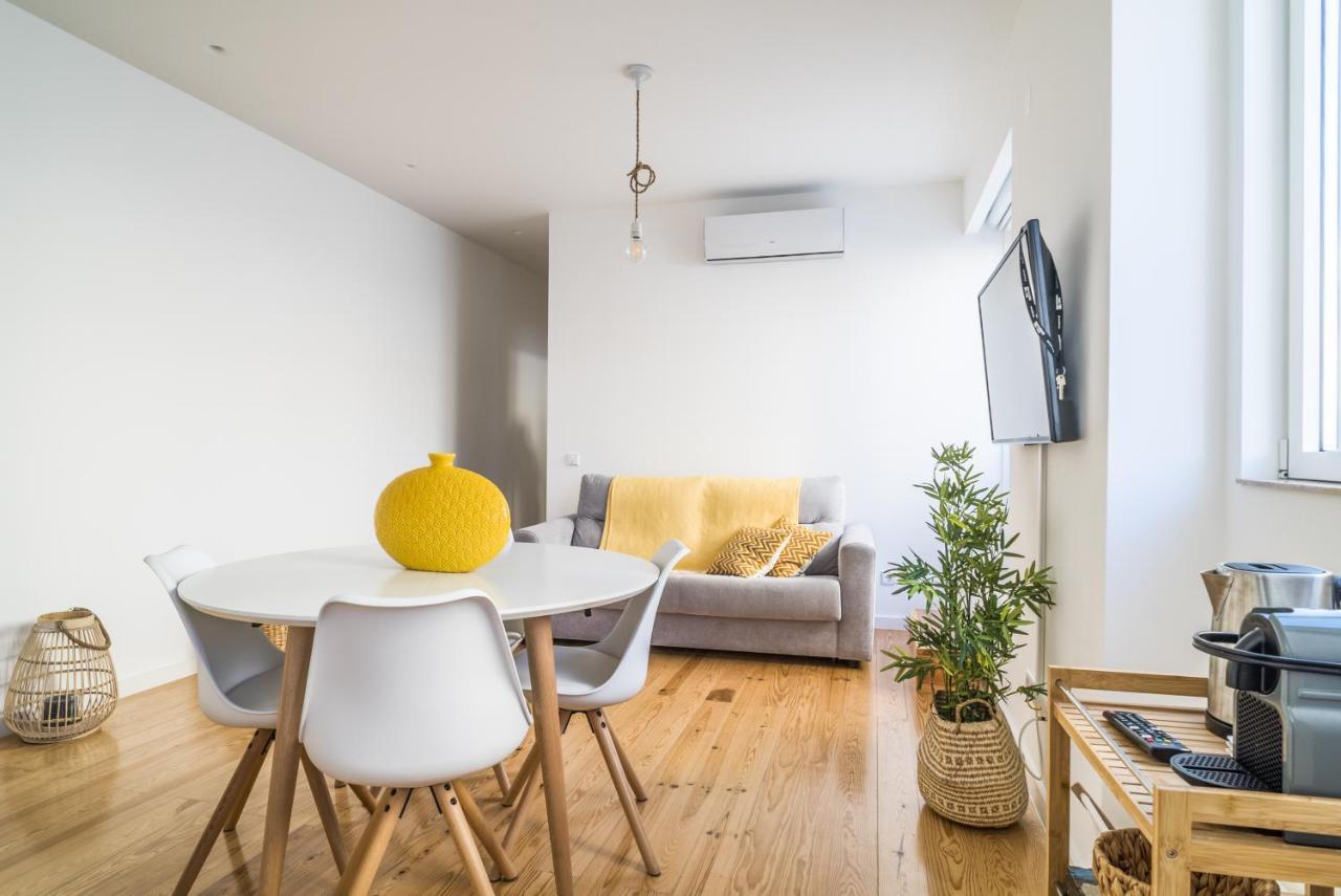 The Light House Apartment Nazare Exterior photo