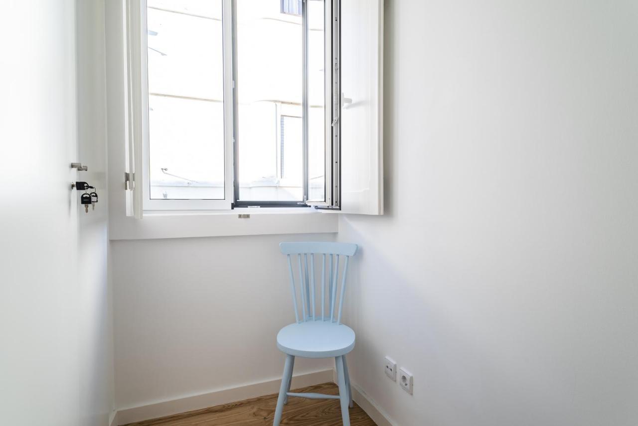 The Light House Apartment Nazare Exterior photo
