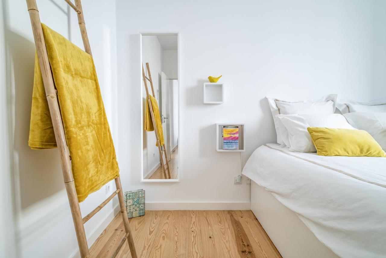 The Light House Apartment Nazare Exterior photo