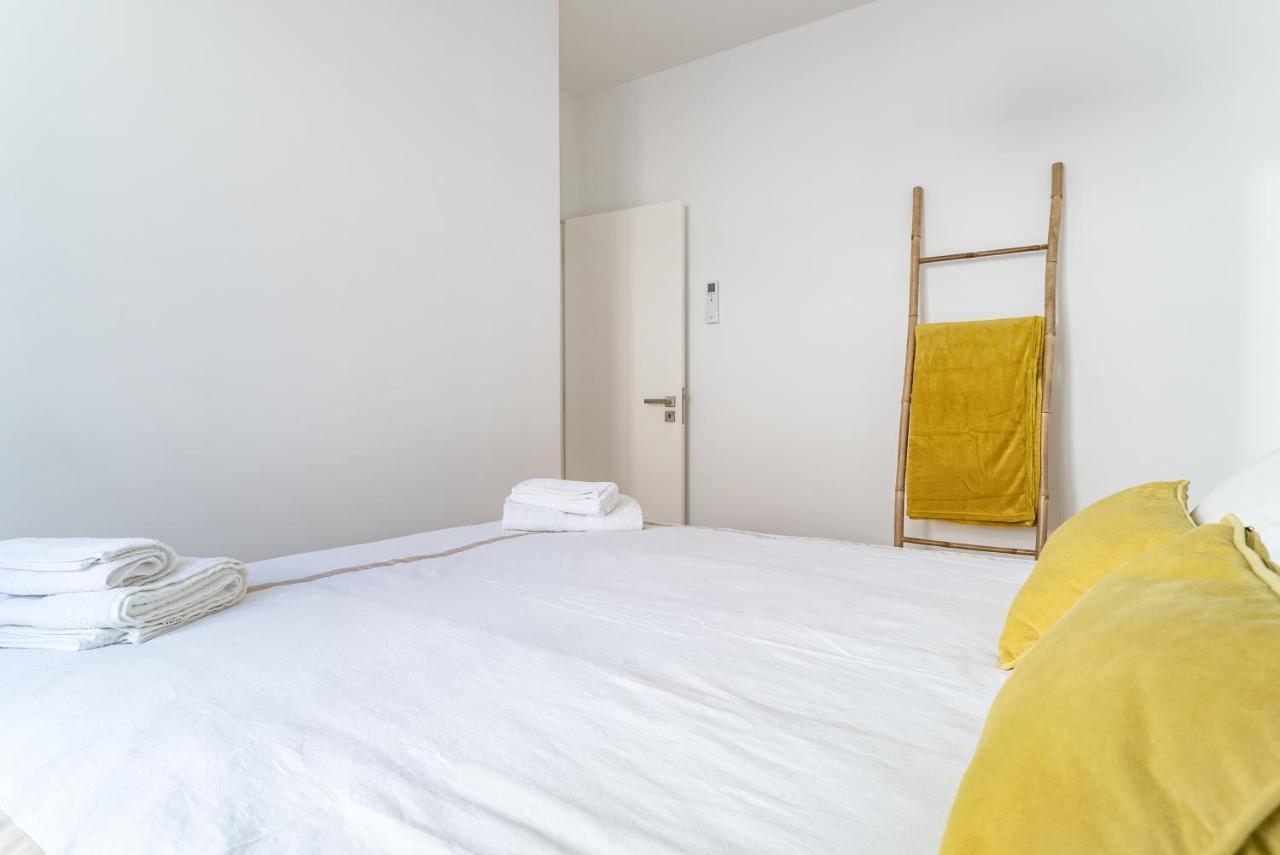 The Light House Apartment Nazare Exterior photo