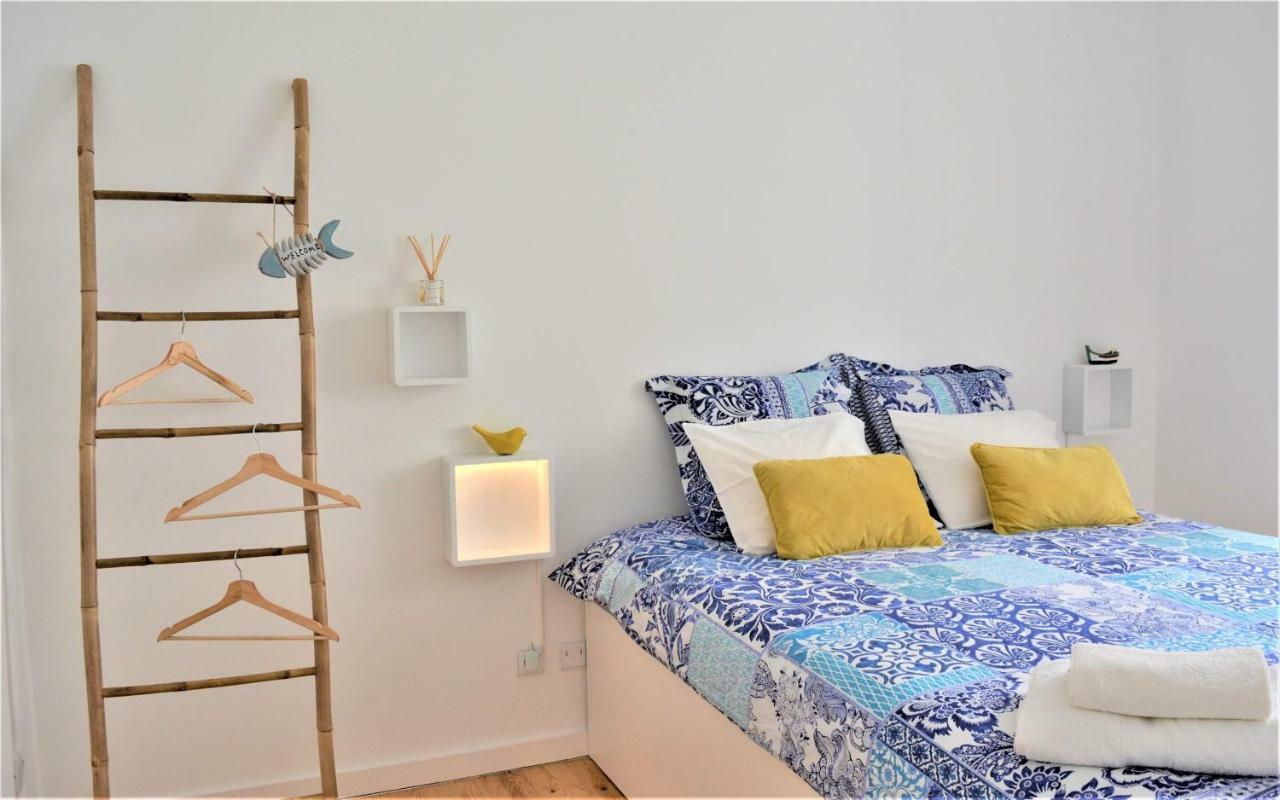 The Light House Apartment Nazare Exterior photo